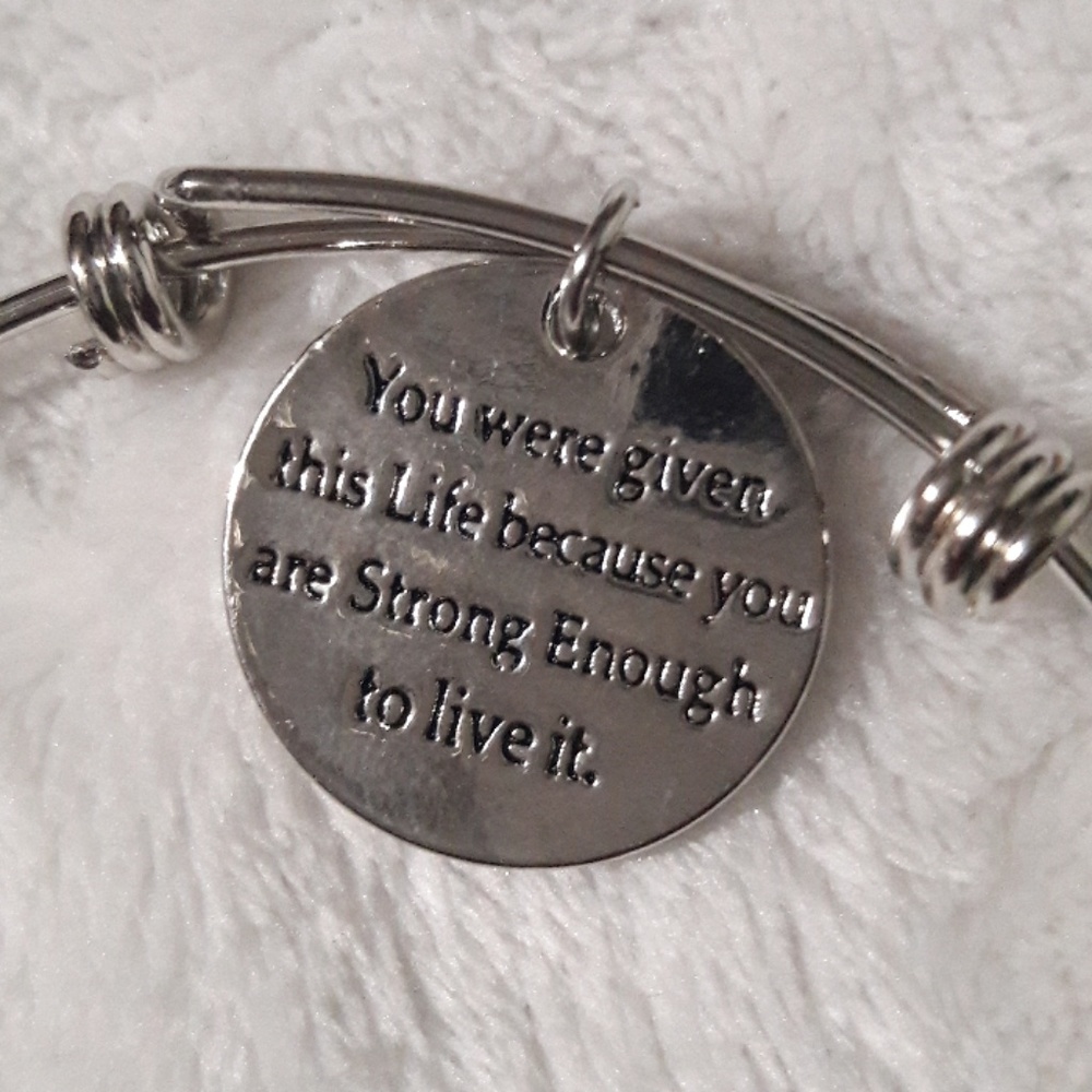 Bracelet silvertone  NEW